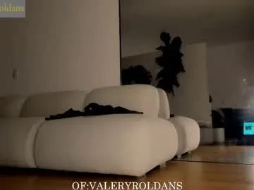 Sweetnissapri free chat on liveonude Image 15