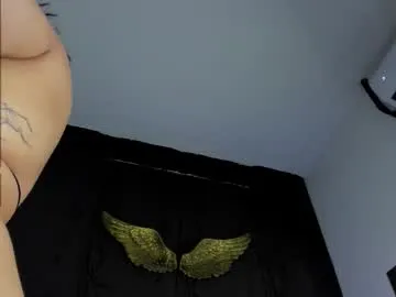 PinkFoxya free chat on liveonude Image 15