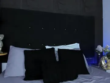 PinkFoxya free chat on liveonude Image 4