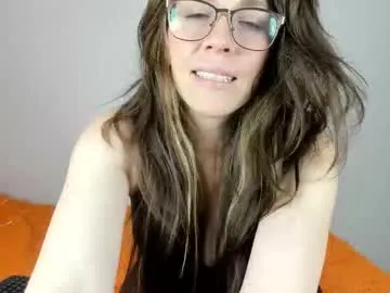 Sweetnissapri free chat on liveonude Image 15