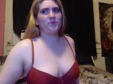 lory34 free chat on liveonude Image 19