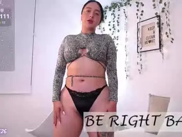 DiamondJo free chat on liveonude Image 10