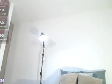 DiamondJo free chat on liveonude Image 12