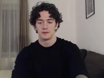 hold-me-tight free chat on liveonude Image 18