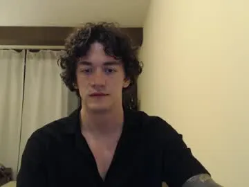 hold-me-tight free chat on liveonude Image 8