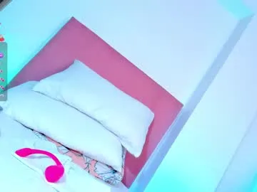 suckable_leigh free chat on liveonude Image 6