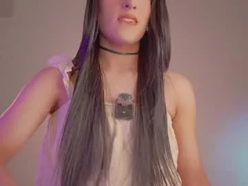 akila_clive free chat on liveonude Image 14