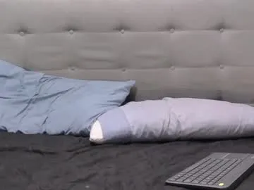 BELBIG free chat on liveonude Image 2