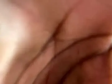 big_small_horny free chat on liveonude Image 4