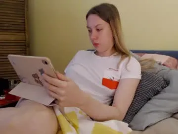 xunybany free chat on liveonude Image 13