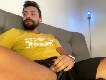 BELBIG free chat on liveonude Image 11