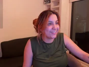 ivonne_pier_x free chat on liveonude Image 16