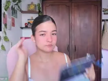 ELENA-XXX free chat on liveonude Image 9