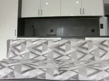 xunybany free chat on liveonude Image 13