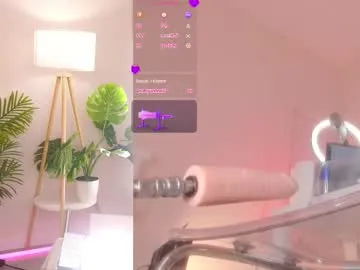 raspberrytommy free chat on liveonude Image 9