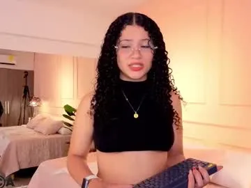 Sweetnissapri free chat on liveonude Image 11