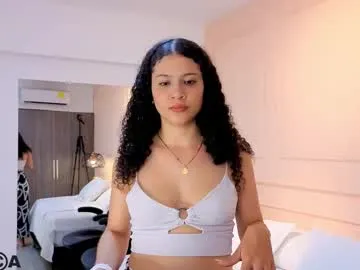 Sweetnissapri free chat on liveonude Image 19