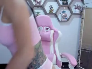 hidianapaola free chat on liveonude Image 15