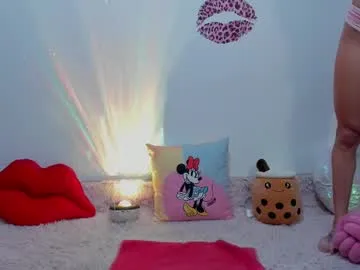 hidianapaola free chat on liveonude Image 2