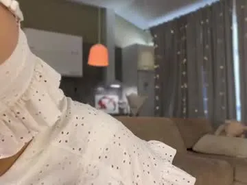 Katty-Kiss- free chat on liveonude Image 9