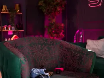 Wild-Angel777 free chat on liveonude Image 5