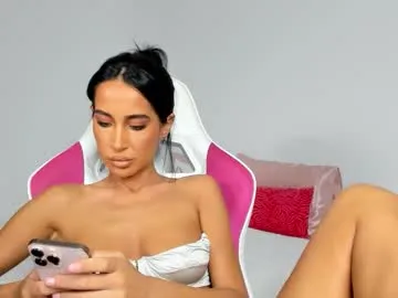 DiamondJo free chat on liveonude Image 5