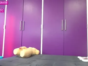 HEYBANANA free chat on liveonude Image 3