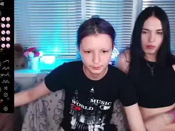 MiaLiaHot free chat on liveonude Image 10