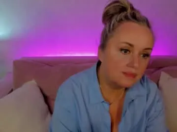 maddymendozaxx free chat on liveonude Image 5