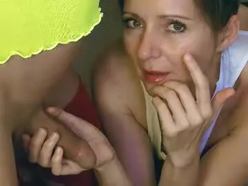 sexyblondebush free chat on liveonude Image 16