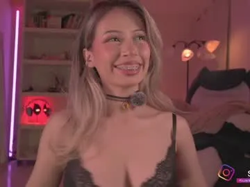 Sweetnissapri free chat on liveonude Image 17