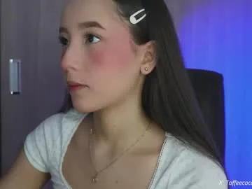 DiamondJo free chat on liveonude Image 18