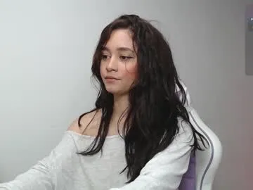 Wild-Angel777 free chat on liveonude Image 7