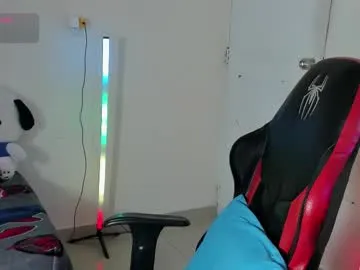 ELENA-XXX free chat on liveonude Image 17