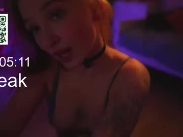 ftmblueyes free chat on liveonude Image 13