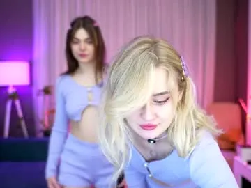 sunnyfia free chat on liveonude