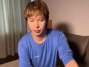 Koketka free chat on liveonude Image 12