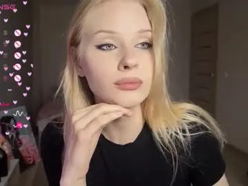 DiamondJo free chat on liveonude Image 12