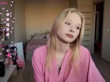 DiamondJo free chat on liveonude Image 13