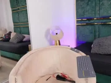 lila_elliot free chat on liveonude Image 3