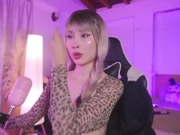 DiamondJo free chat on liveonude Image 3