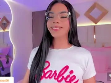 DiamondJo free chat on liveonude Image 10