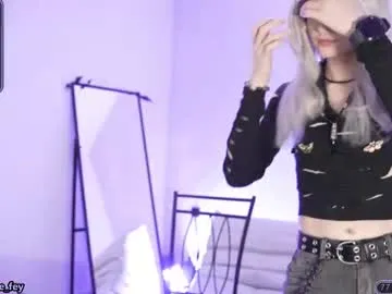 karolwhite_ free chat on liveonude Image 14