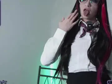 karolwhite_ free chat on liveonude Image 9