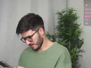 PinkFoxya free chat on liveonude Image 14