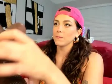 Wild-Angel777 free chat on liveonude Image 4