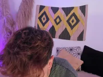 MiaLiaHot free chat on liveonude Image 7