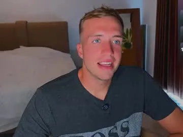 tommy_cumfinger free chat on liveonude