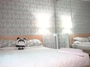 -Sexy-Couple free chat on liveonude Image 9