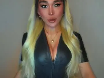 mary_hellen1 free chat on liveonude Image 13